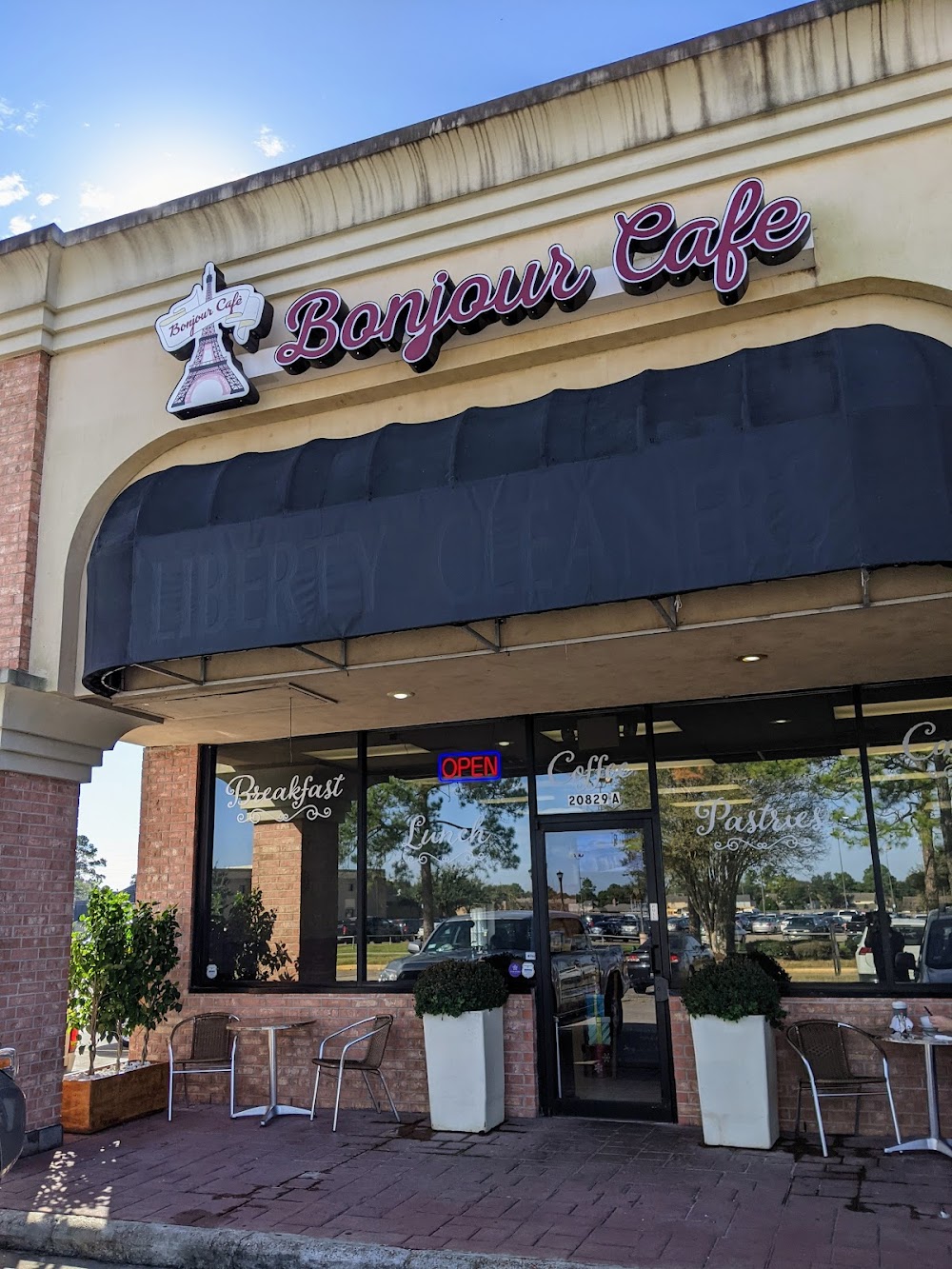 Bonjour Cafe