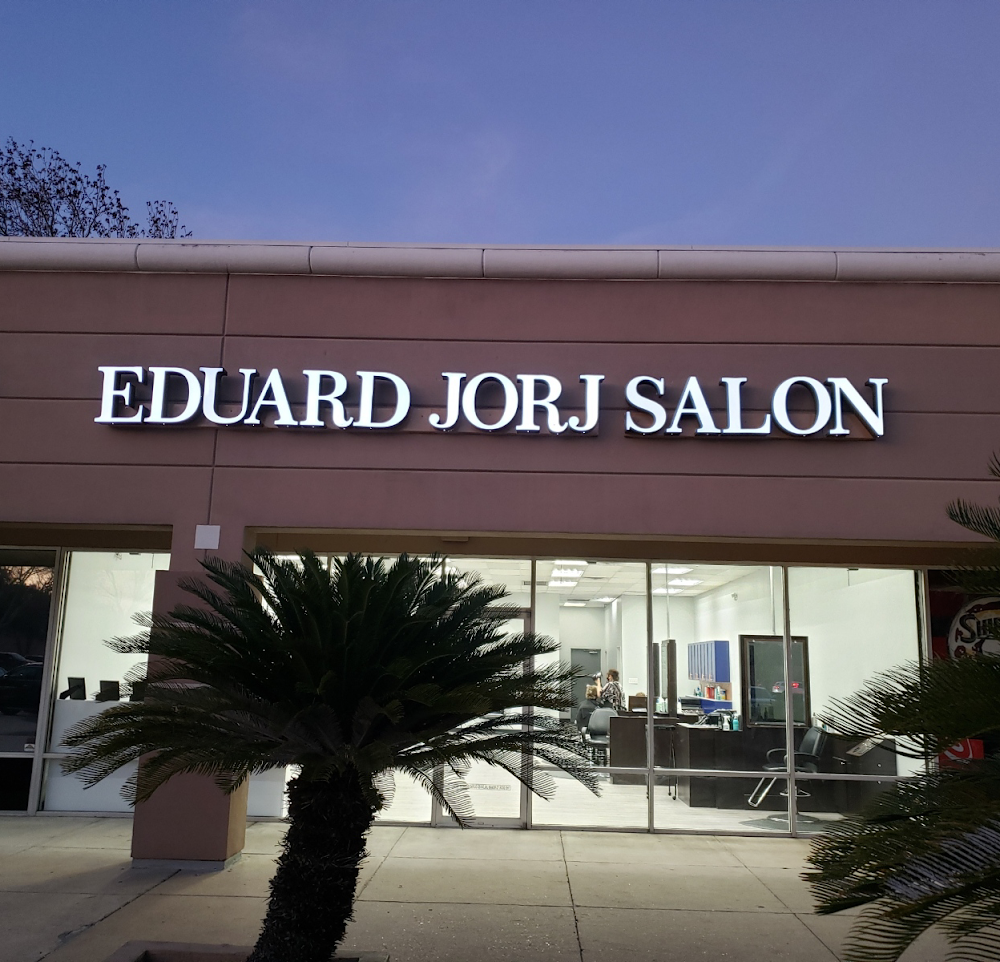 Eduard Jorj Salon