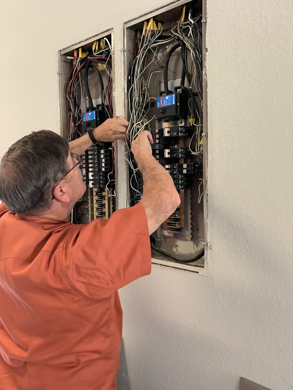 My Savvy Electrician