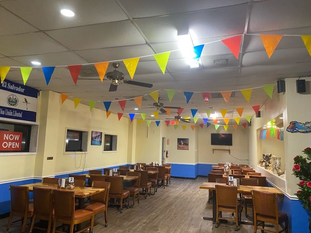 Pupuseria Y Taqueria AguaCaliente