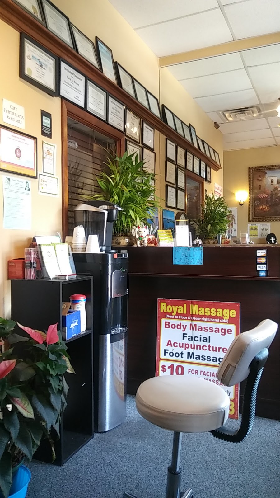 Royal Massage & Spa