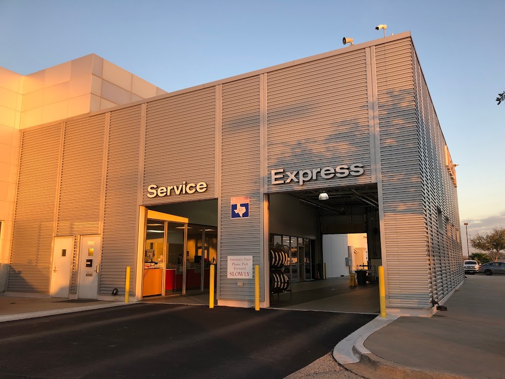 Shottenkirk Nissan Katy Vehicle Service Center