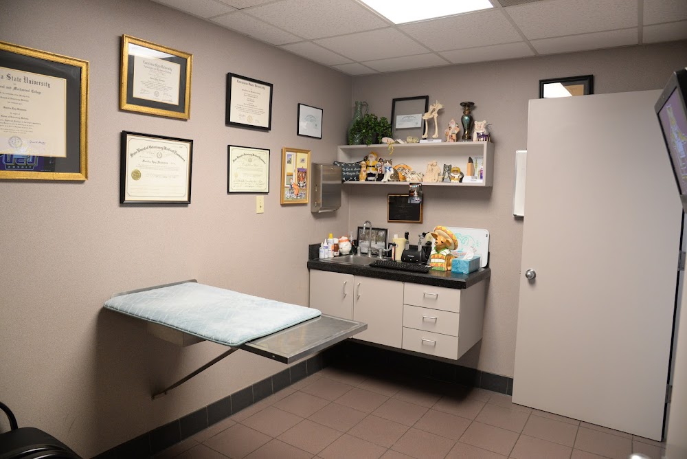 VCA Lexington Boulevard Animal Hospital